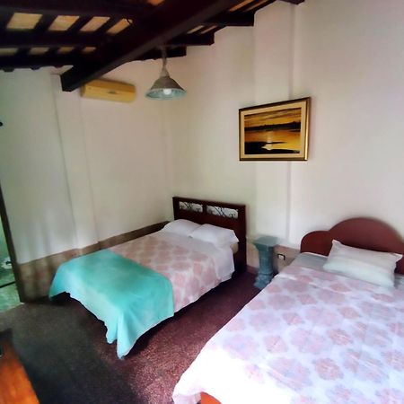 Hotel La Aparesida Areguá Esterno foto