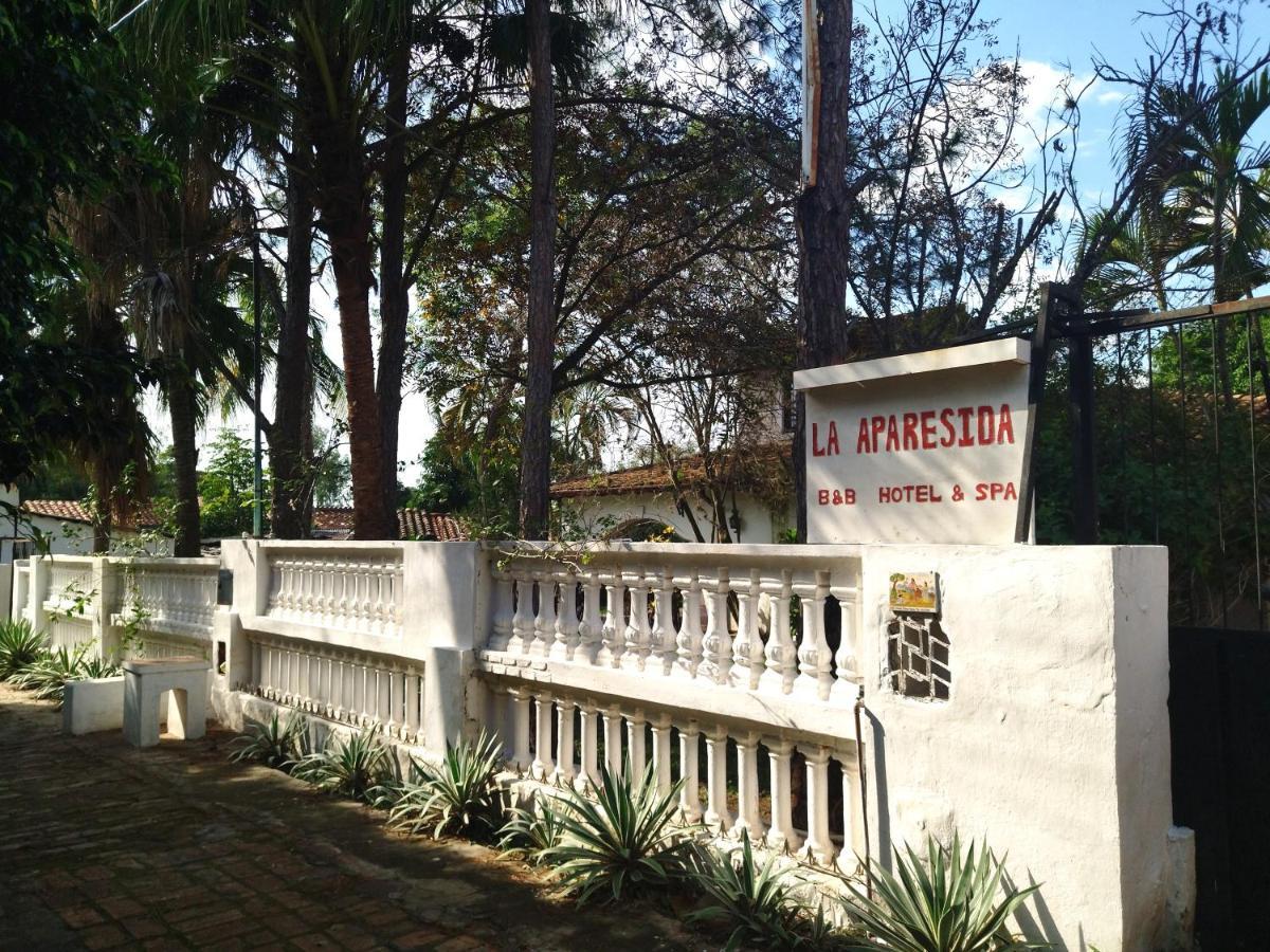 Hotel La Aparesida Areguá Esterno foto