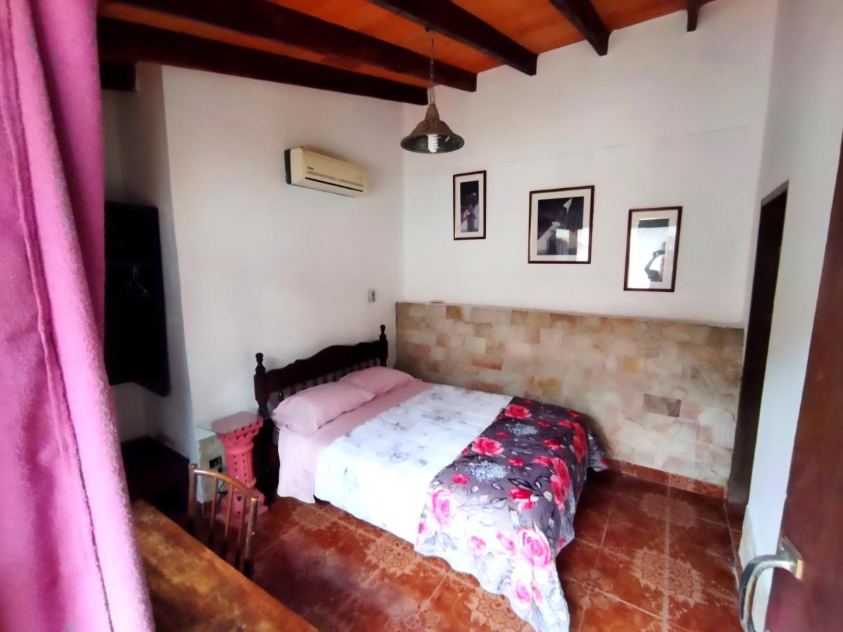 Hotel La Aparesida Areguá Esterno foto