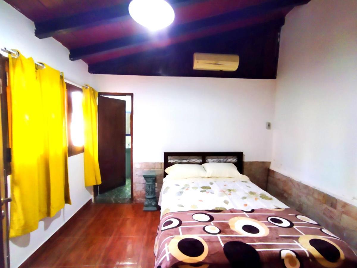 Hotel La Aparesida Areguá Esterno foto