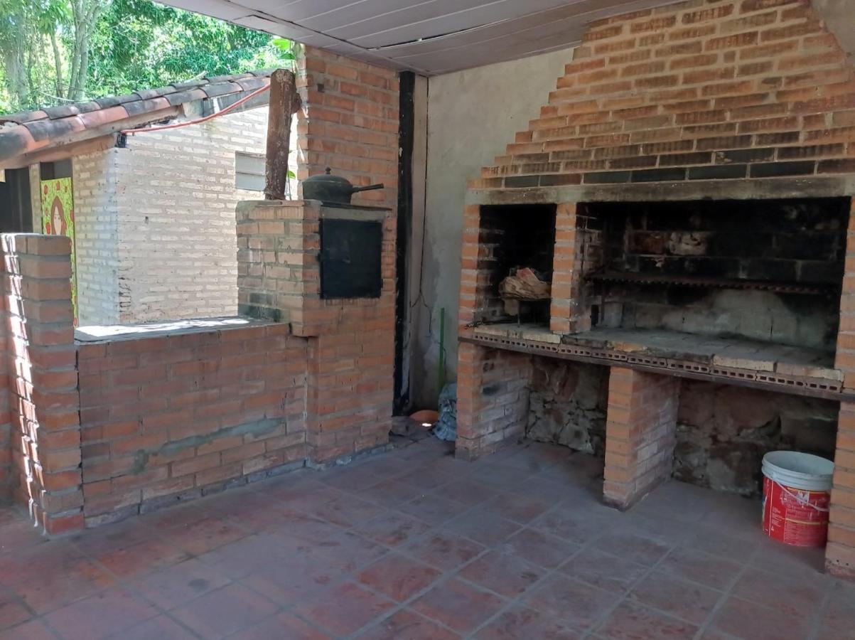 Hotel La Aparesida Areguá Esterno foto