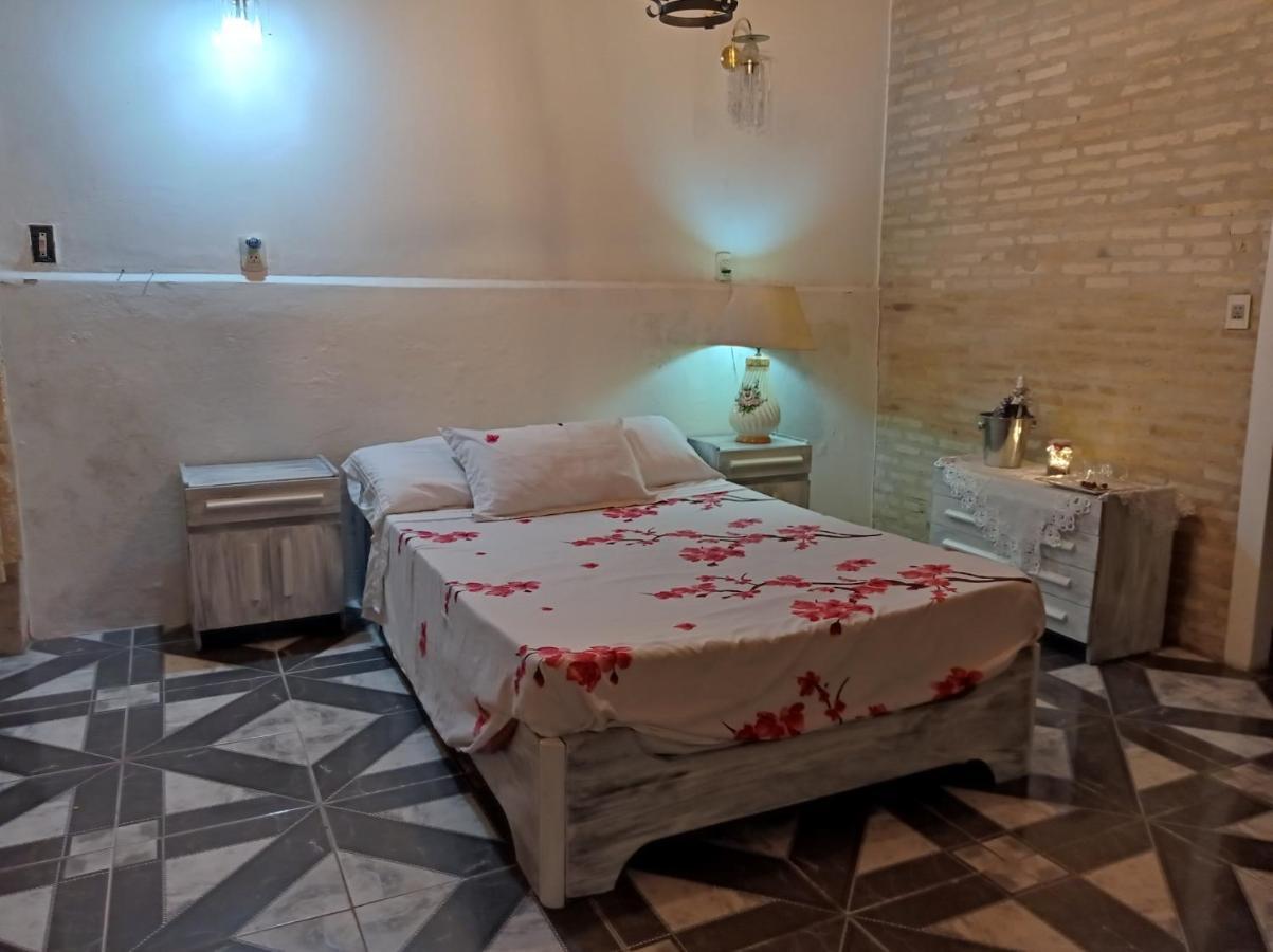 Hotel La Aparesida Areguá Esterno foto