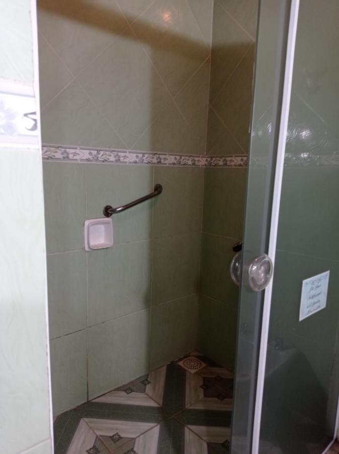 Hotel La Aparesida Areguá Esterno foto