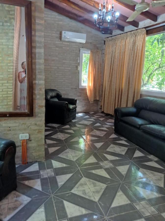 Hotel La Aparesida Areguá Esterno foto